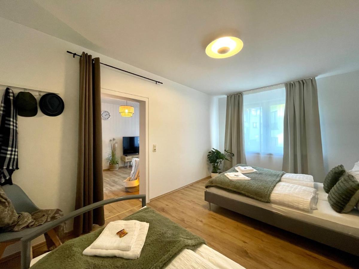 Downtown Apartment By Ninja Spaces - Kingsize-Bett, Kueche, Netflix, Terrasse Wuppertal Exterior photo