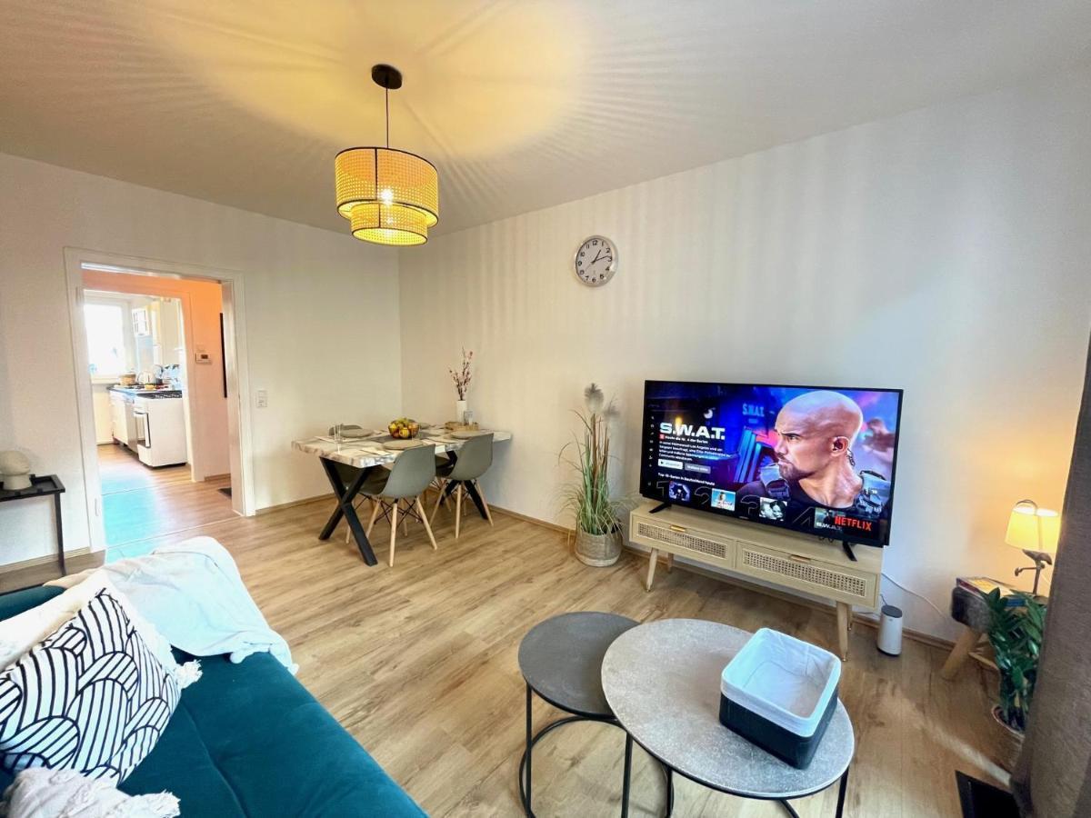 Downtown Apartment By Ninja Spaces - Kingsize-Bett, Kueche, Netflix, Terrasse Wuppertal Exterior photo